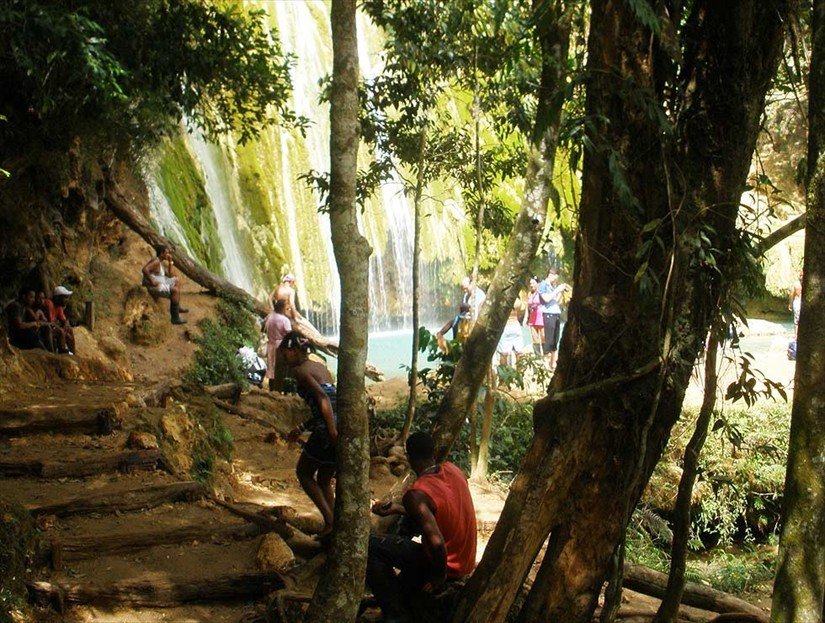 El Limon Waterfall Tour & Excursion in Samana Dominican Republic.